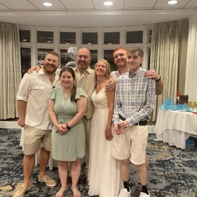 Bob Desautels and family